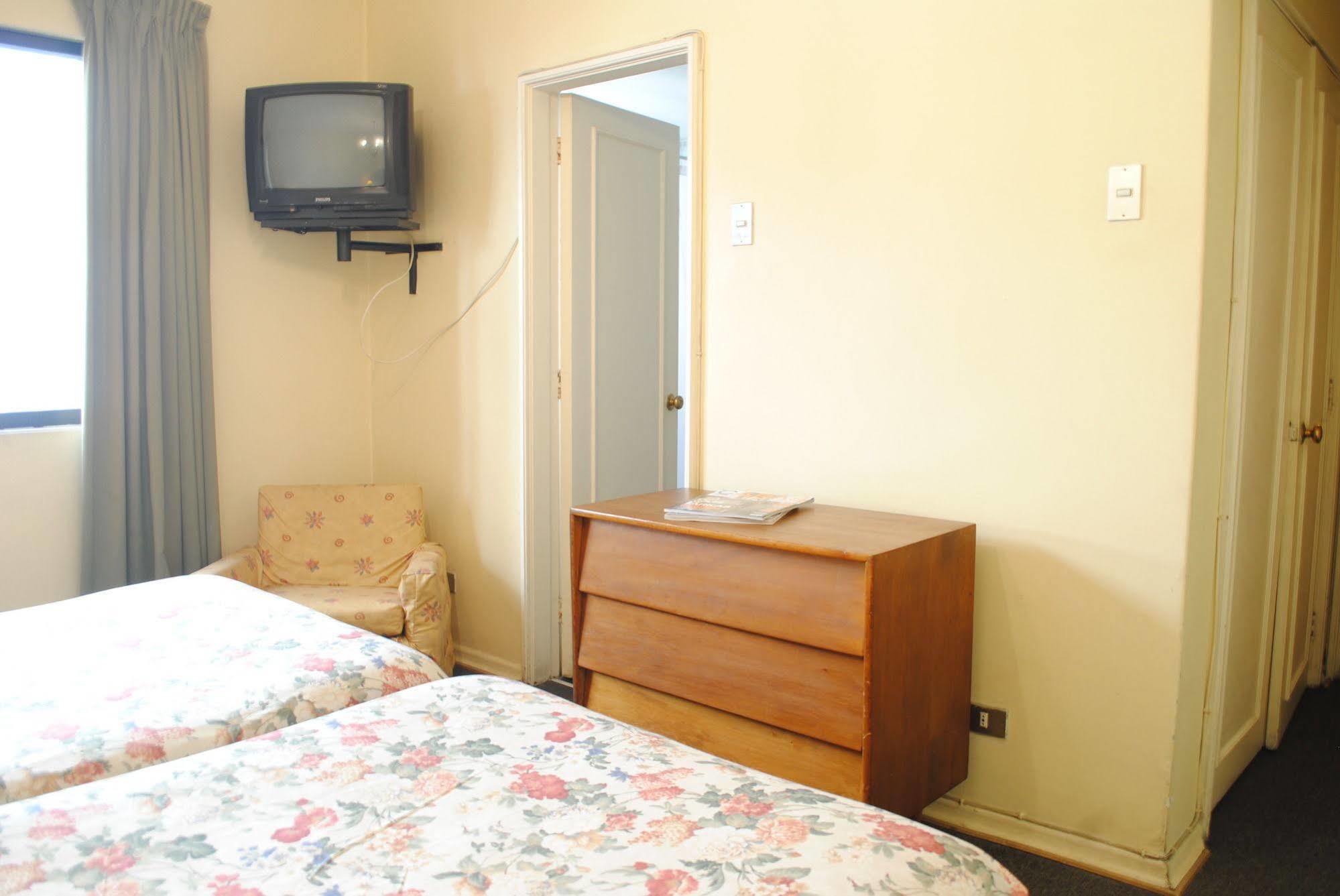 Carlton House Hotel Сантяго Екстериор снимка