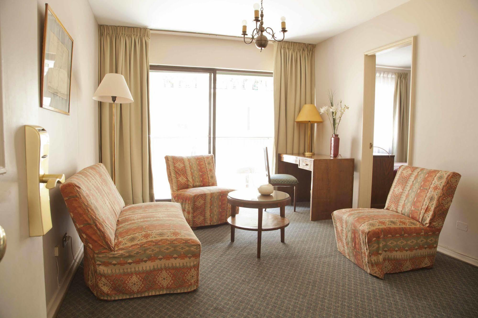 Carlton House Hotel Сантяго Екстериор снимка